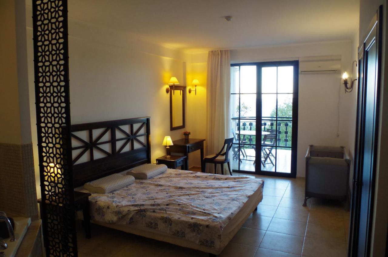 Beautiful 1St-Line Seaview Private Appartement In The Cliff Resort Obzor Eksteriør bilde
